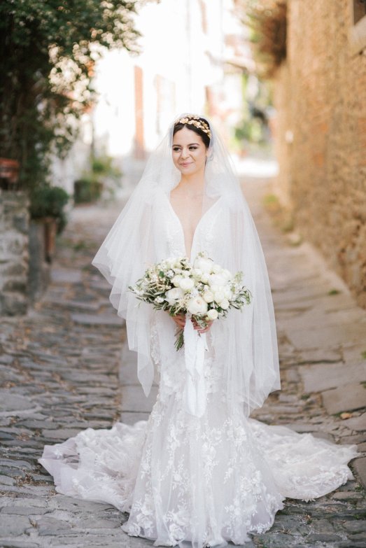 LesAnagnou_tuscany_wedding_style_me_pretty_feature_27